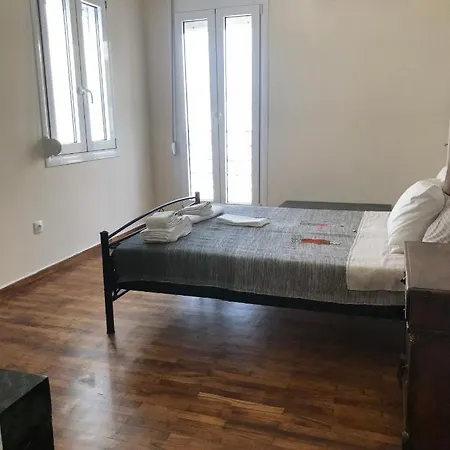 Quiet Bright Just Renewed Floor At Lycabetous Apartment Athens